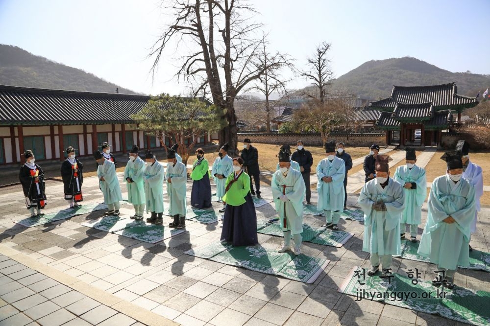 전주향교 춘기석전 봉행 1_1.jpg