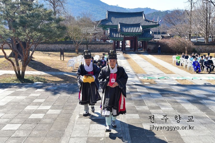 전주향교춘기석전대제_2021.JPG