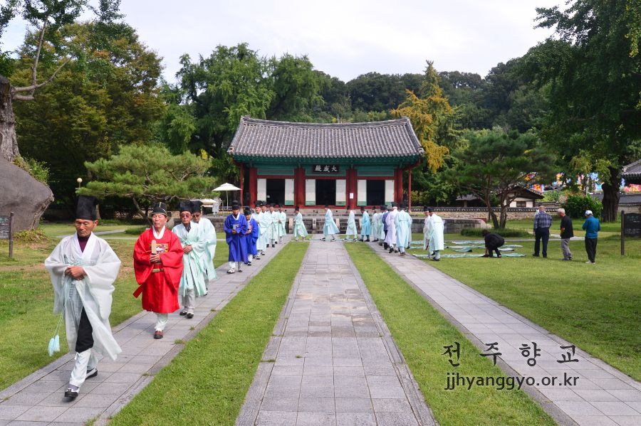 LIM_5901.JPG
