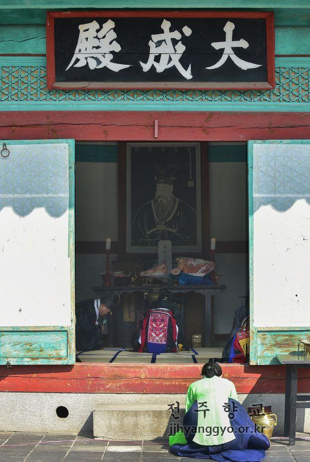 전주향교2025춘기석전대제_6761.jpg