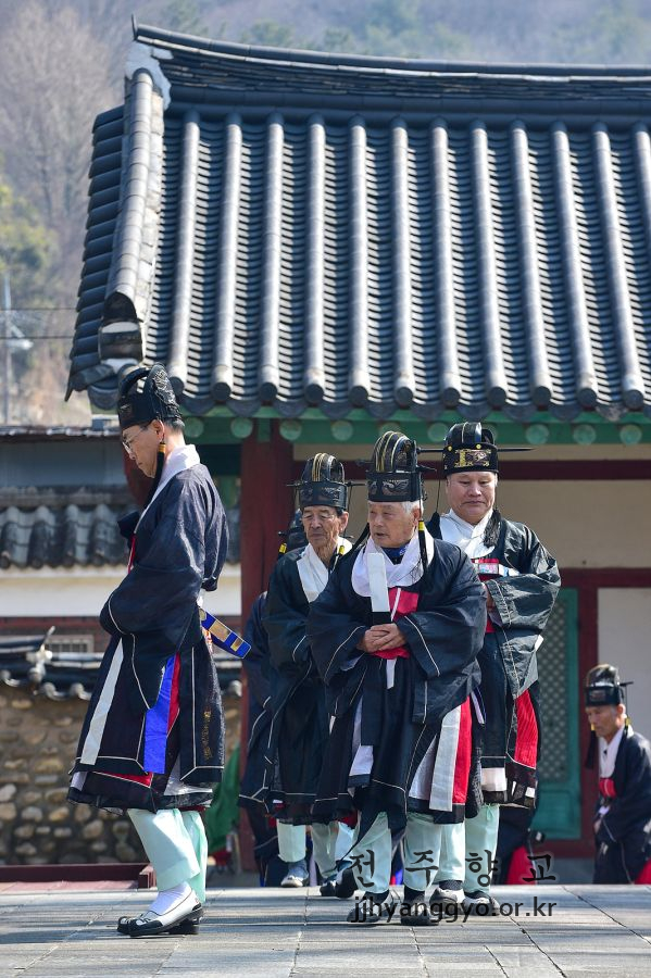 전주향교2025춘기석전대제_6833.jpg