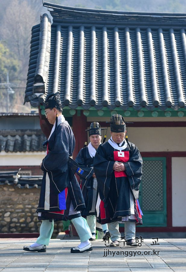 전주향교2025춘기석전대제_6725.jpg
